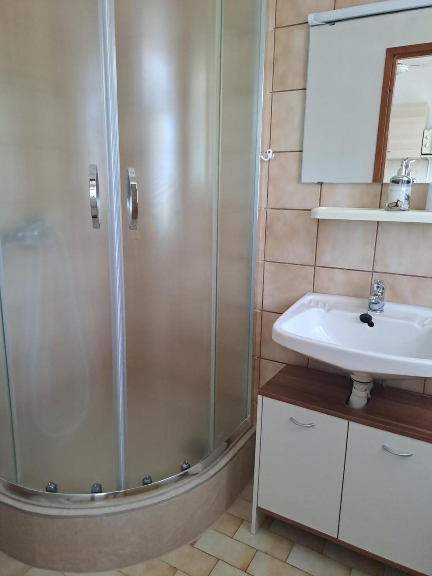 Studio Apartments Maslinik Крк Экстерьер фото