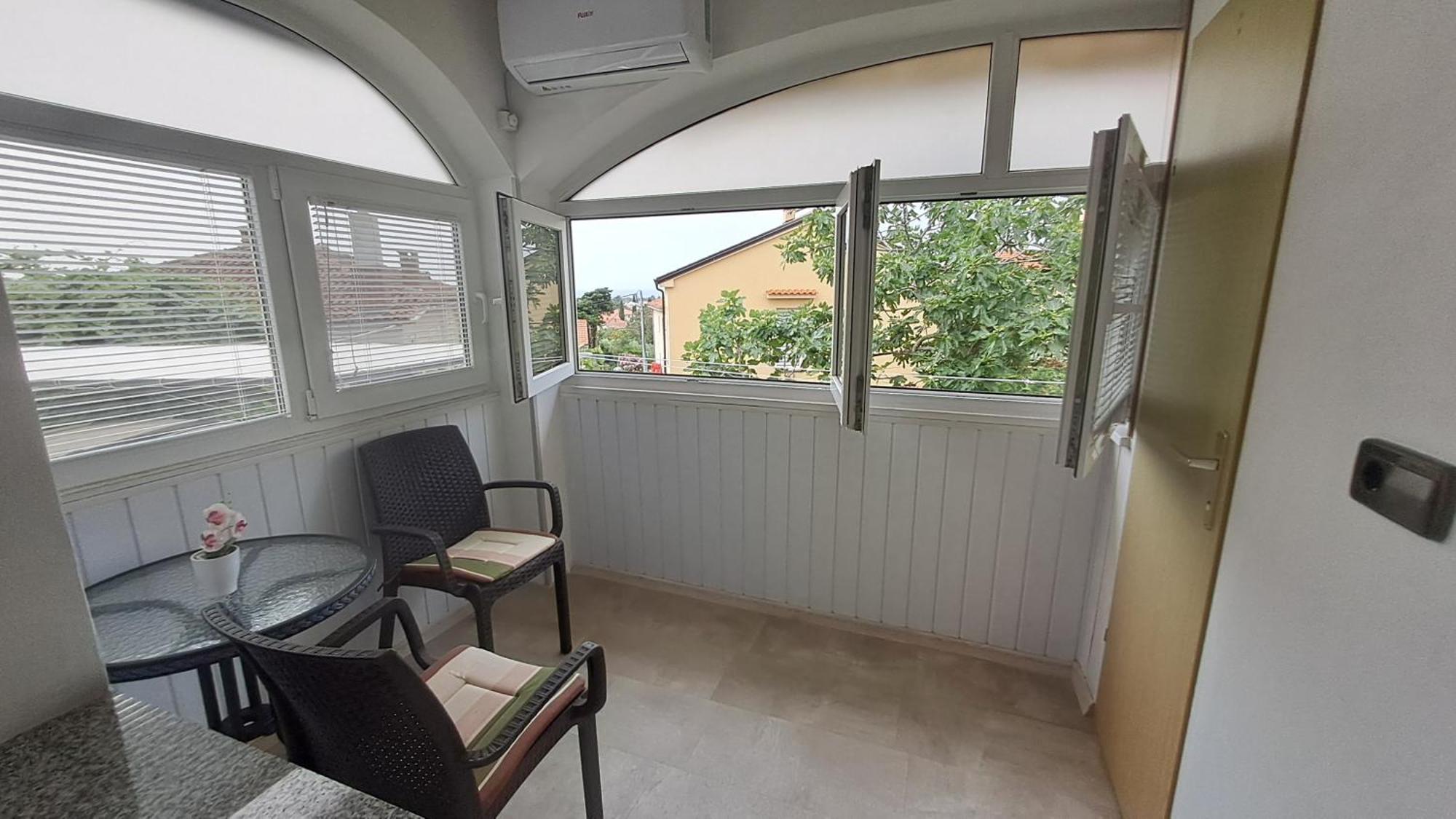 Studio Apartments Maslinik Крк Экстерьер фото